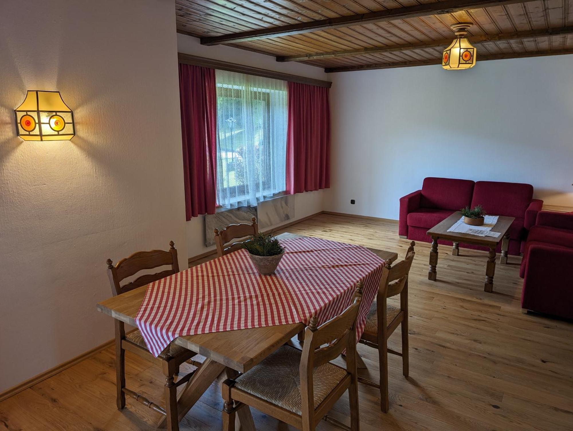 Appartementhaus Habich Bad Kleinkirchheim Exterior foto